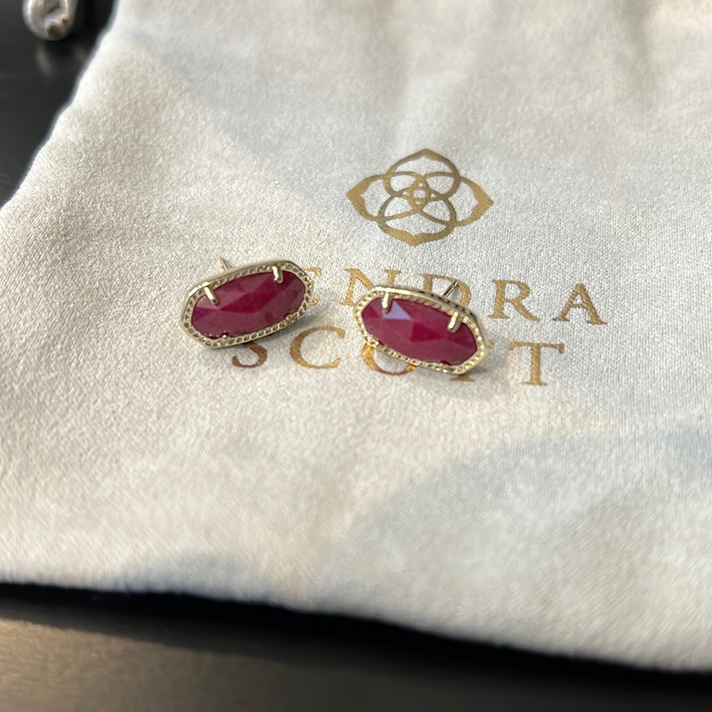 Garnet color Kendra Scott earrings